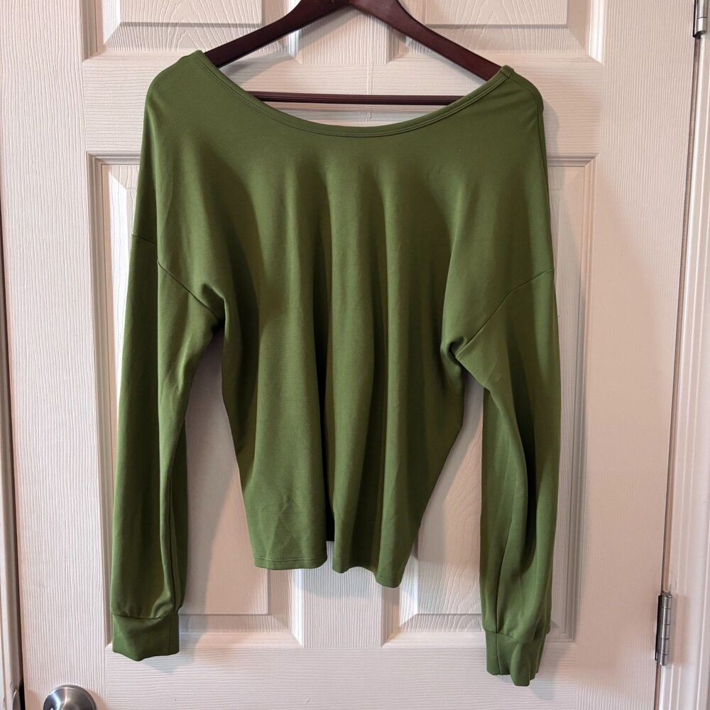 Cabi Olive Green Twist-Back Long Sleeve Top (M)